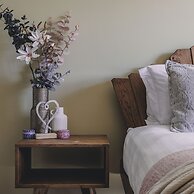 The Curlews in Bishopsteignton