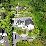 The Curlews in Bishopsteignton