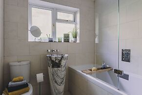 The Curlews in Bishopsteignton