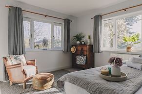 The Curlews in Bishopsteignton