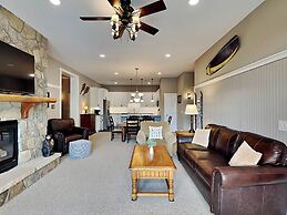 Center Stage by Taylor Made Deep Creek