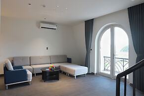 Ao Tien Harbour Boutique Hotel