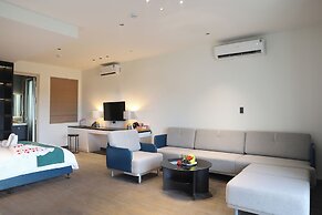 Ao Tien Harbour Boutique Hotel