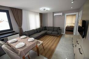 Luxury Life Suites