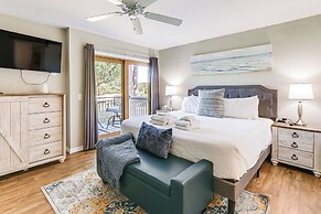 Modern Hilton Head Island Villa w/ Pool Access!