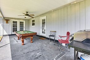 Fort Walton Beach Home w/ Grill: 4 Mi to Beach!