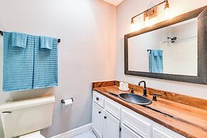 Fort Walton Beach Home w/ Grill: 4 Mi to Beach!