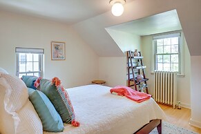 Walkable Thiensville Retreat Near Hiking!