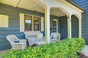 Walkable Thiensville Retreat Near Hiking!