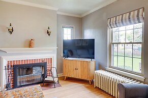 Walkable Thiensville Retreat Near Hiking!