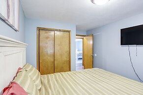 Lake Erie Family Getaway in Amherst: Pets Welcome!