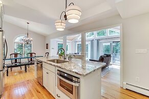 BBQ Ready: Quiet Connecticut Retreat w/ Fire Pit