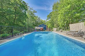 BBQ Ready: Quiet Connecticut Retreat w/ Fire Pit