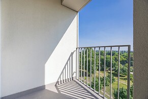 Cozy Apartment for 4 by Renters