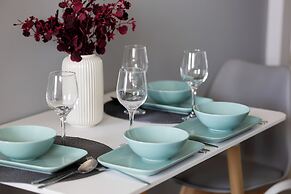 Cozy Apartment for 4 by Renters