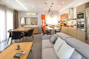 Luxury Holiday Home 4 Bedroom Villa in Paleokastro