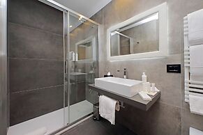 Domus Aurea Luxury Suites