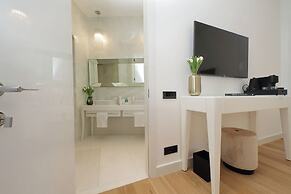 Domus Aurea Luxury Suites