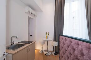 Domus Aurea Luxury Suites