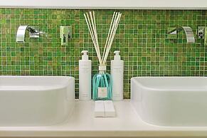 Domus Aurea Luxury Suites