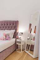 Domus Aurea Luxury Suites