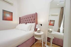 Domus Aurea Luxury Suites