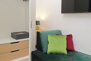 Domus Aurea Luxury Suites