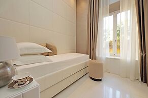 Domus Aurea Luxury Suites