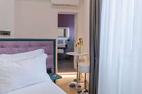 Domus Aurea Luxury Suites