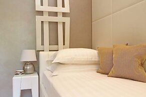 Domus Aurea Luxury Suites