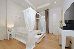 Domus Aurea Luxury Suites