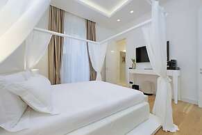 Domus Aurea Luxury Suites