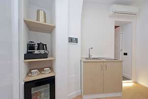 Domus Aurea Luxury Suites