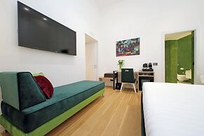 Domus Aurea Luxury Suites