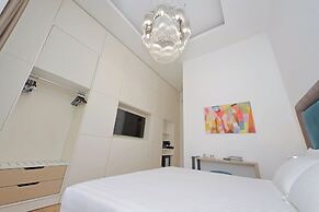 Domus Aurea Luxury Suites