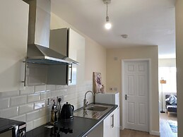 Exceptional Apartment in Luton