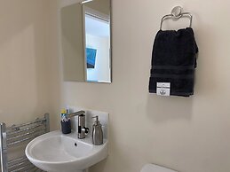 Exceptional Apartment in Luton