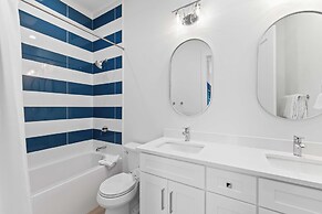 Emerald Enclave by Avantstay 18bdr Buyout Two Stunning Homes by the Be