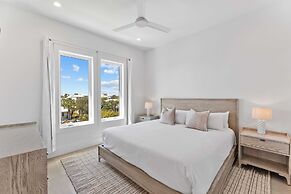 Emerald Enclave by Avantstay 18bdr Buyout Two Stunning Homes by the Be