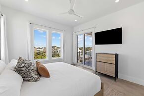 Emerald Enclave by Avantstay 18bdr Buyout Two Stunning Homes by the Be