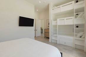 Emerald Enclave by Avantstay 18bdr Buyout Two Stunning Homes by the Be