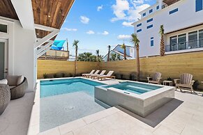 Emerald Enclave by Avantstay 18bdr Buyout Two Stunning Homes by the Be