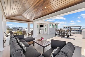 Emerald Enclave by Avantstay 18bdr Buyout Two Stunning Homes by the Be