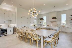 Emerald Enclave by Avantstay 18bdr Buyout Two Stunning Homes by the Be