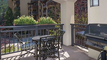 Ski In, Ski Out 1 Bedroom at the Eagle Bahn Gondola in Lionshead