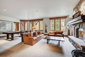 5 Bedroom Luxury Townhome in Lionshead Village