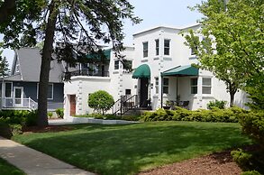 Ludington Blue Spruce Inn