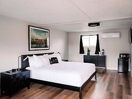 Western Lodge