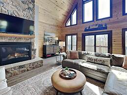 Falcon's Landing by Taylor Made Deep Creek