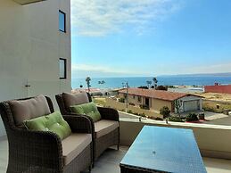 Lovely Condo with Stunning Ocean View